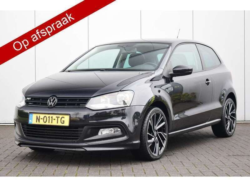 Zwart, metallic lak Gebruikt 2010 VW Polo Highline Hatchback | € 6.999 (Iets duurder) - Afbeelding 1/4