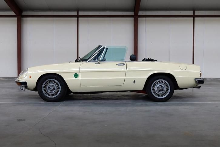 Occasion Alfa Romeo Spider Veloce 120 PK (88 kW) 1980 Cabriolet