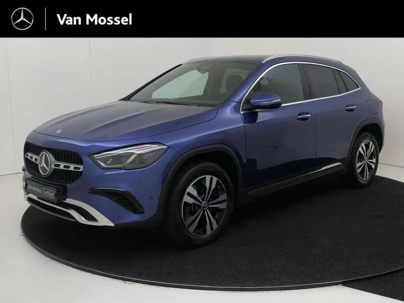 Blauw Gebruikt 2024 Mercedes GLA250 Luxury SUV | € 46.495 (Eerlijke prijs) - Afbeelding 1/4