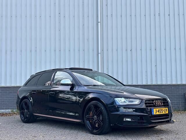 Zwart Gebruikt 2009 Audi A4 Stationwagen | € 9.950 (Super prijs) - Afbeelding 1/4