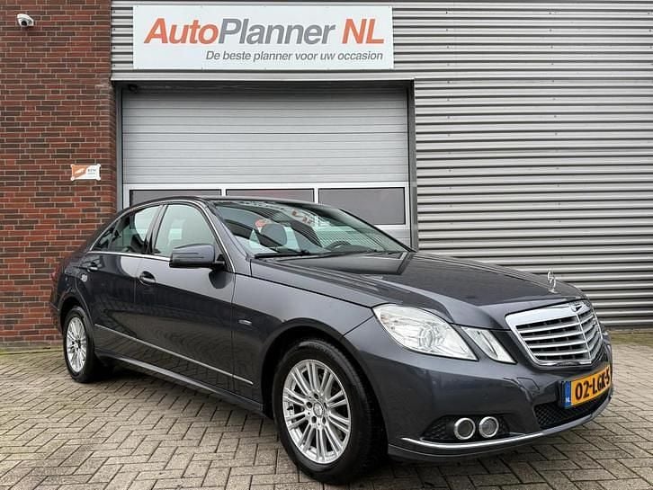 Gebruikt 2010 Mercedes E200 | € 7.744 (Goede deal) - Afbeelding 1/4