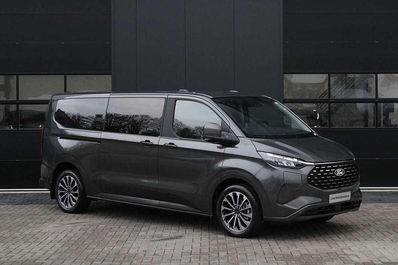 Occasion Ford Tourneo Titanium X 232 PK (170 kW) 2025 Grijs MPV