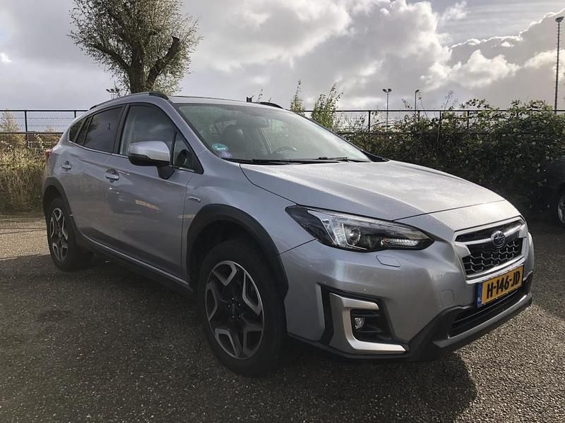 Grijs Gebruikt 2020 Subaru XV Premium SUV | € 29.750 (Iets duurder) - Afbeelding 1/4
