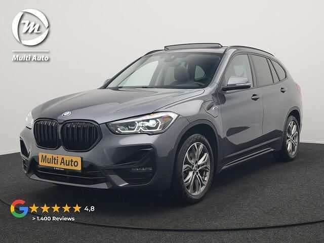 Grijs Gebruikt 2022 BMW X1 Sport Line SUV | € 29.940 (Eerlijke prijs) - Afbeelding 1/3