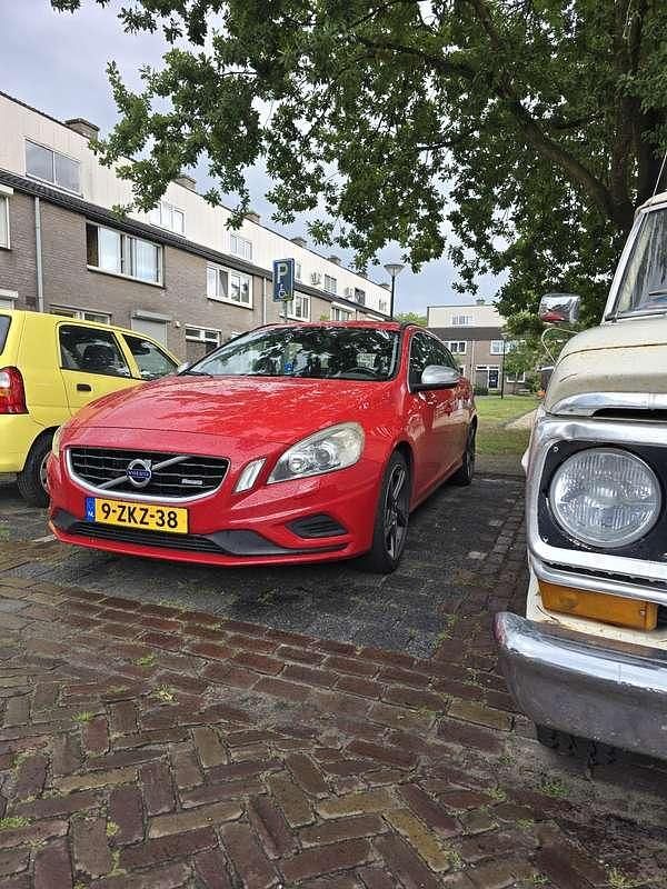 Gebruikt 2011 Volvo V60 Summum Stationwagen | € 5.000 (Iets duurder) - Afbeelding 1/4