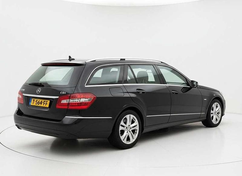 Occasion Mercedes E200 184 PK (135 kW) 2011 Zwart Stationwagen