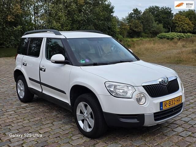 Wit Gebruikt 2012 Skoda Yeti Comfort SUV | € 7.999 (Eerlijke prijs) - Afbeelding 1/4