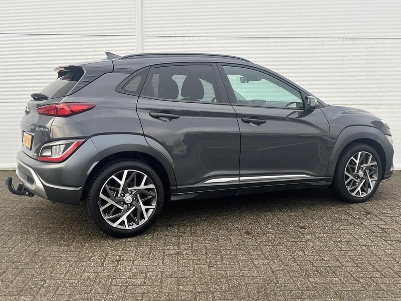 Occasion Hyundai Kona GO! 105 PK (77 kW) 2023 Grijs SUV
