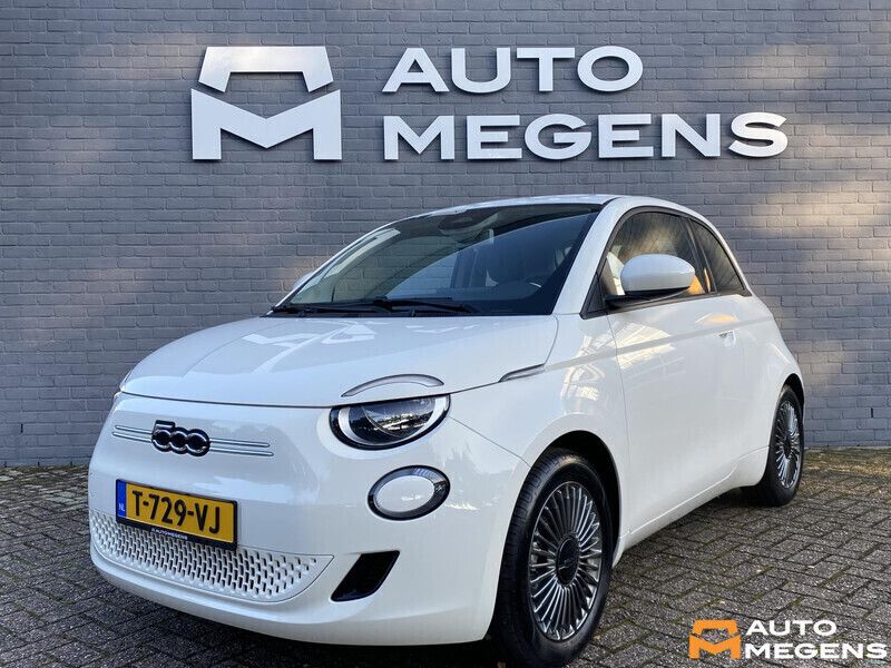 Wit Gebruikt 2022 Fiat 500e Icon Hatchback | € 21.900 - Afbeelding 1/4