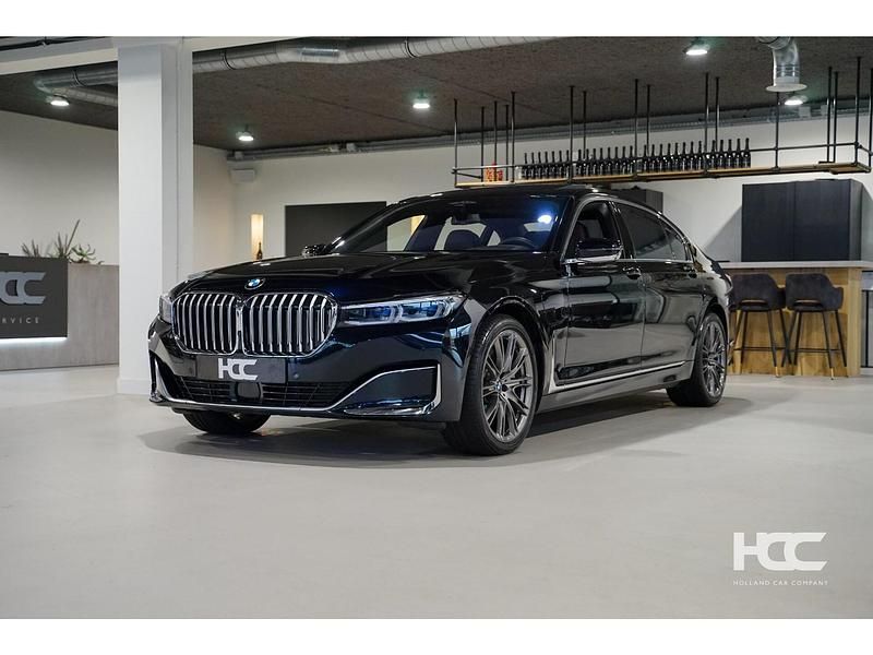 Zwart Gebruikt 2020 BMW 745L Sedan | € 68.950 - Afbeelding 1/4