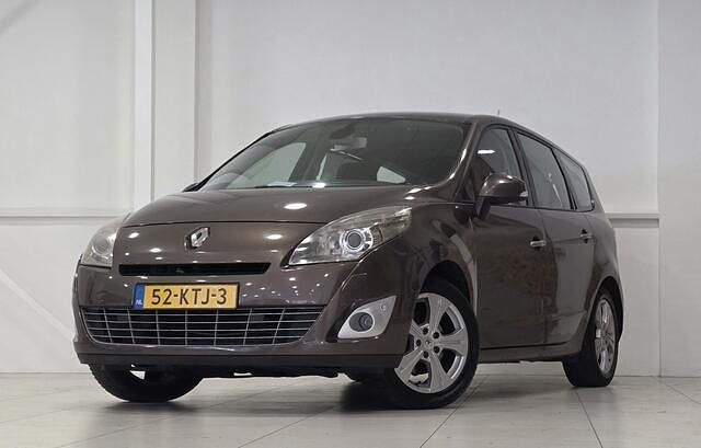 Bruin Occasion 2010 Renault Grand Scénic III Business MPV | € 2.494 (Eerlijke prijs) - Afbeelding 1/3