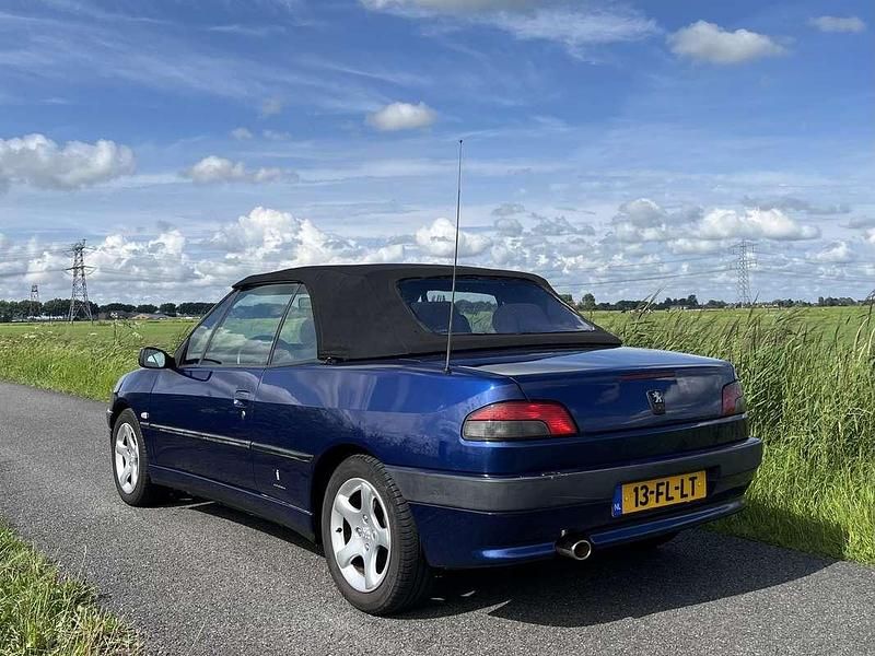 Occasion Peugeot 306 Cabriolet 88 PK (64 kW) 2000 Blauw Cabriolet