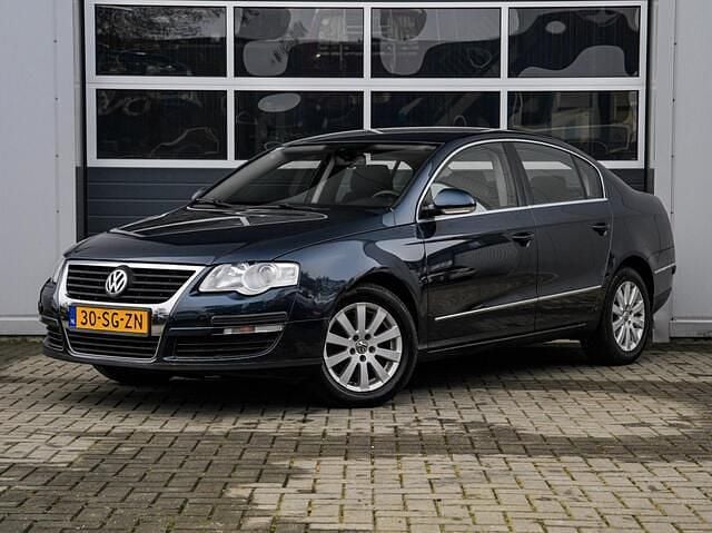 Occasion VW Passat Comfortline 150 PK (110 kW) 2006 Grijs (metallic) Sedan