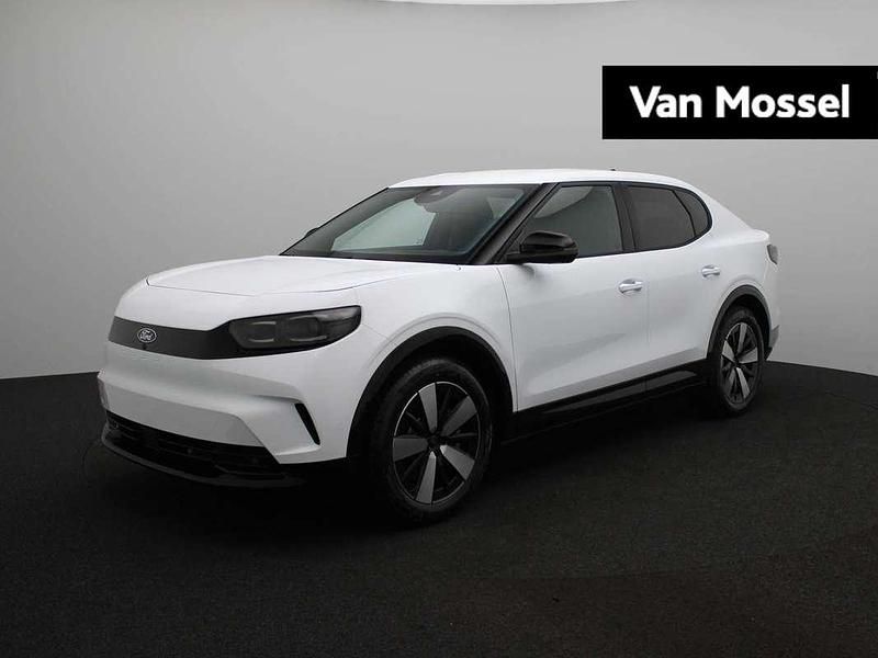 Wit Nieuw 2024 Ford Capri Extended Range | € 50.000 - Afbeelding 1/4