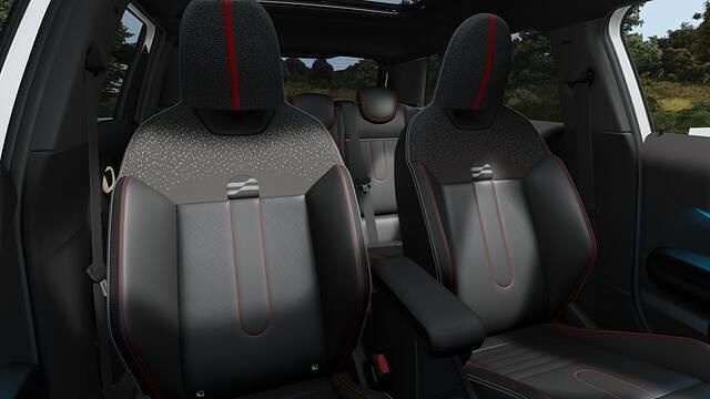 Nieuw Mini John Cooper Works 204 PK (150 kW) 2025 Wit Hatchback