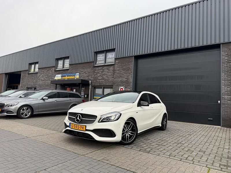 Occasion Mercedes A250 Prestige 211 PK (155 kW) 2018 Wit Hatchback