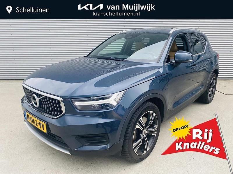Blauw Gebruikt 2020 Volvo XC40 Inscription SUV | € 25.950 (Eerlijke prijs) - Afbeelding 1/4