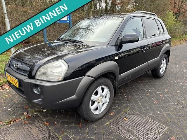 Zwart Gebruikt 2005 Hyundai Tucson Dynamiq SUV | € 2.199 (Goede deal) - Afbeelding 1/4