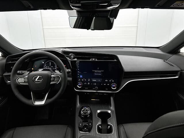 Nieuw Lexus RZ 350e 150 kW (204 PK) 2026 Wit metallic SUV