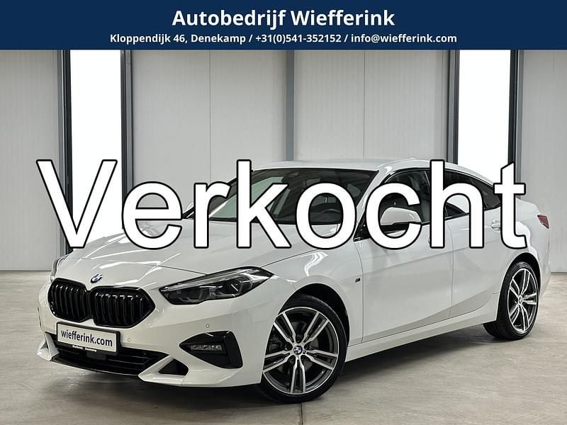 Wit Gebruikt 2020 BMW 218 Executive Coupé | € 24.450 (Goede deal) - Afbeelding 1/4