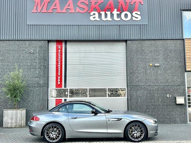 Grijs Gebruikt 2009 BMW Z4 Cabriolet | € 20.950 (Eerlijke prijs) - Afbeelding 1/4