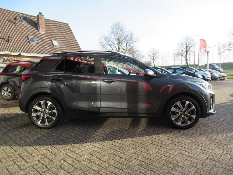 Occasion Kia Stonic 101 PK (74 kW) 2020 Grijs SUV