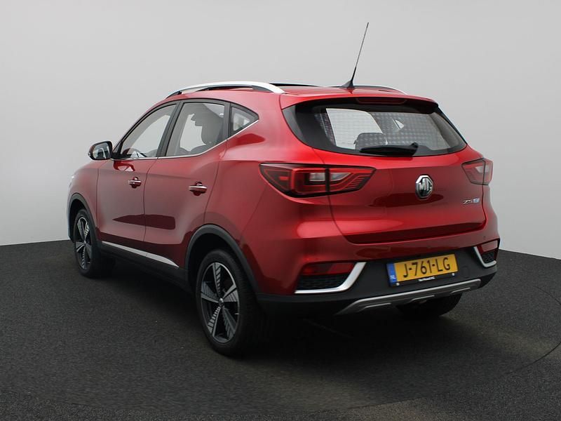 Occasion MG ZS Luxury 105 kW (143 PK) 2020 Rood Sedan