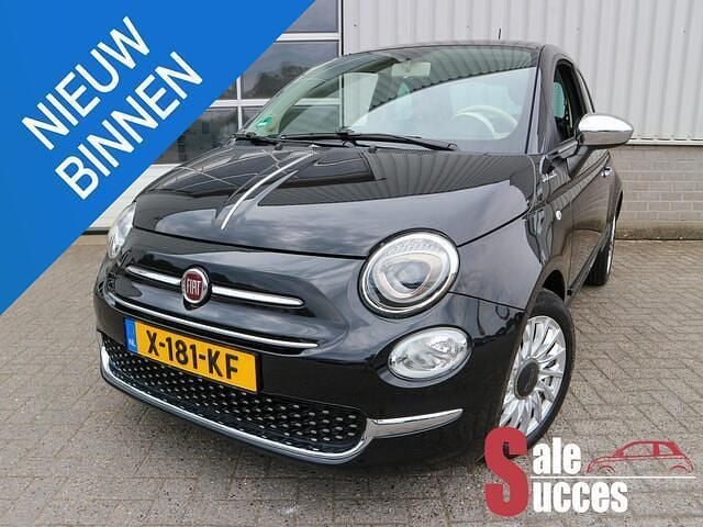 Zwart Gebruikt 2021 Fiat 500 Dolcevita Hatchback | € 13.950 (Eerlijke prijs) - Afbeelding 1/4