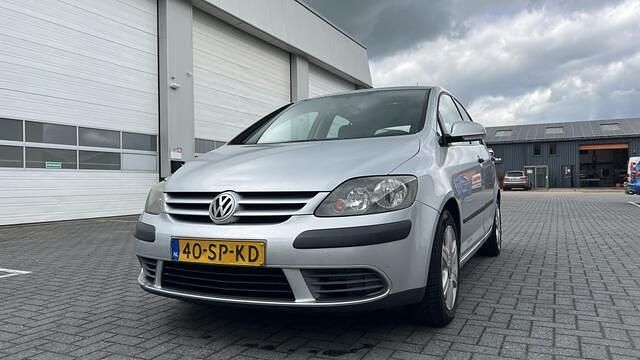 Grijs Gebruikt 2006 VW Golf Plus Comfortline MPV | € 3.950 (Eerlijke prijs) - Afbeelding 1/4