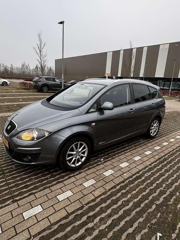 Occasion Seat Altea XL Copa 105 PK (77 kW) 2012 MPV