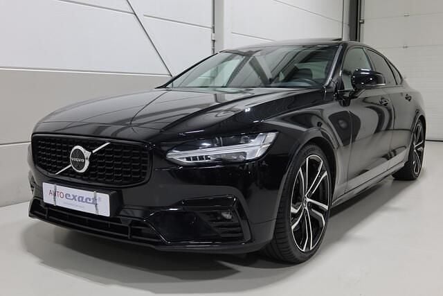 Zwart Occasion 2022 Volvo S90 R-Design Sedan | € 36.900 (Eerlijke prijs) - Afbeelding 1/4