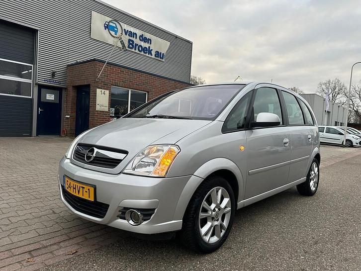 Grijs Gebruikt 2009 Opel Meriva Cosmo MPV | € 2.450 (Eerlijke prijs) - Afbeelding 1/4