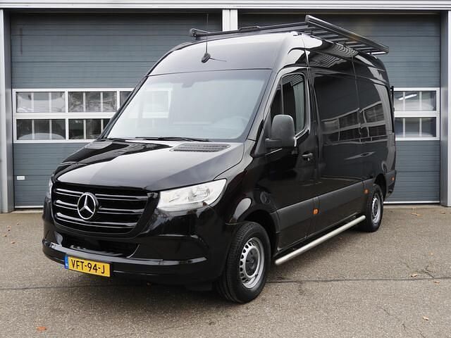 Zwart Gebruikt 2020 Mercedes Sprinter Van | € 31.950 (Duur) - Afbeelding 1/4