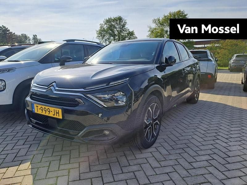 Zwart Gebruikt 2023 Citroën e-C4 Feel SUV | € 17.140 (Goede deal) - Afbeelding 1/4