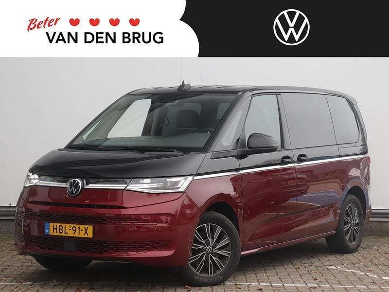 Rood Gebruikt 2023 VW Multivan Style Van | € 51.195 (Goede deal) - Afbeelding 1/3