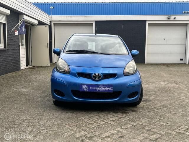 Occasion Toyota Aygo Comfort 68 PK (50 kW) 2011 Blauw Hatchback