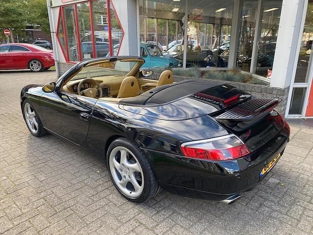 Occasion Porsche 911 Carrera 4 Cabriolet 301 PK (221 kW) 2001 Zwart Cabriolet