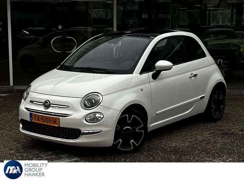 Wit Occasion 2018 Fiat 500 Collezione Hatchback | € 10.900 (Eerlijke prijs) - Afbeelding 1/4