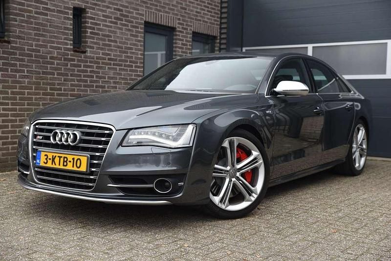 Grijs Gebruikt 2013 Audi A8 Proline Sedan | € 34.990 - Afbeelding 1/4