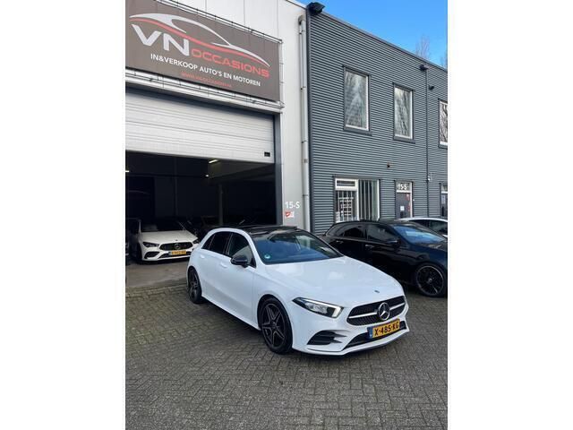 Wit Gebruikt 2018 Mercedes A200 Business Hatchback | € 23.950 (Iets duurder) - Afbeelding 1/4