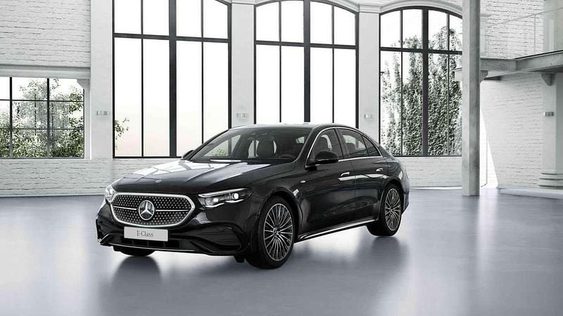 Zwart, metallic lak Nieuw 2025 Mercedes E300 Sport Edition Sedan | € 87.800 (Iets duurder) - Afbeelding 1/3