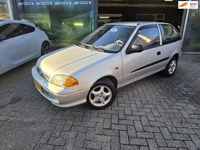 Occasion Suzuki Swift 86 PK (63 kW) 2001 Grijs Hatchback