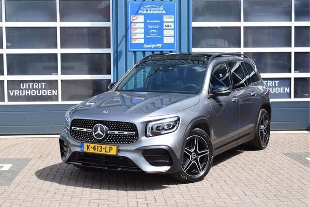 Grijs Gebruikt 2021 Mercedes GLB250 Premium Plus SUV | € 46.350 - Afbeelding 1/4