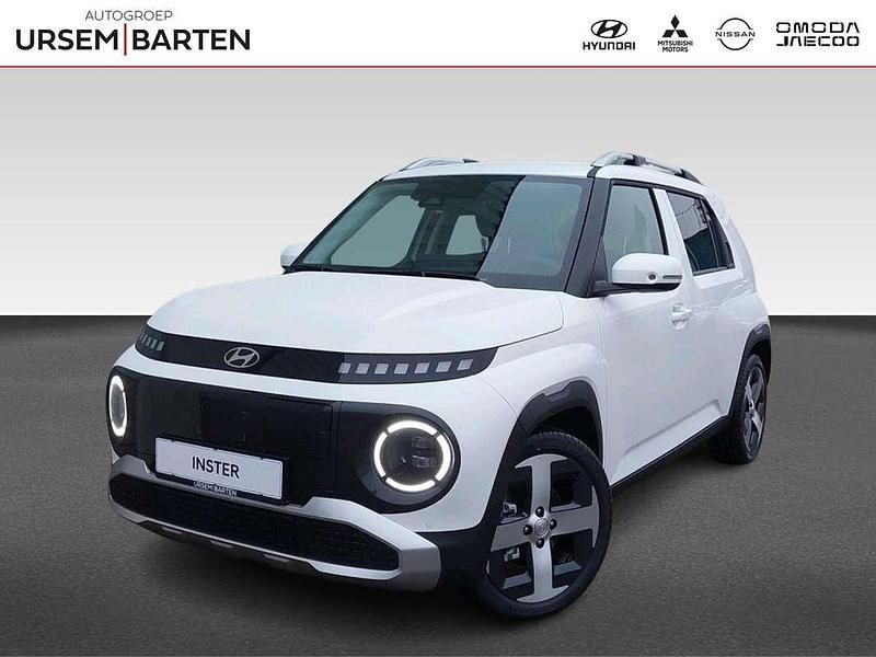 Wit Nieuw 2025 Hyundai Inster Hatchback | € 28.230 (Duur) - Afbeelding 1/4