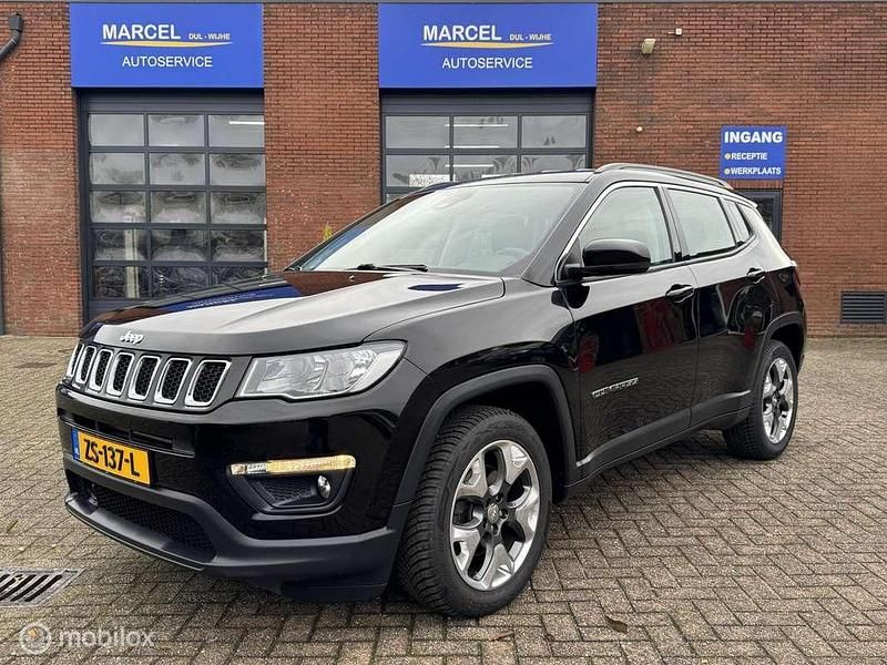 Zwart Gebruikt 2019 Jeep Compass Longitude SUV | € 14.950 (Eerlijke prijs) - Afbeelding 1/4