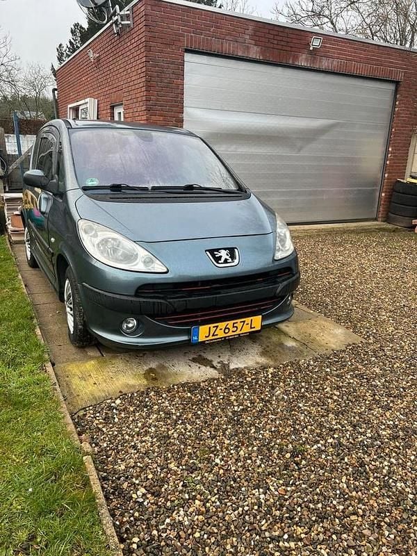Occasion 2007 Peugeot 1007 MPV | € 1.250 (Goede deal) - Afbeelding 1/4