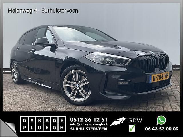 Zwart Gebruikt 2022 BMW 118 M Sport Hatchback | € 24.700 (Eerlijke prijs) - Afbeelding 1/4