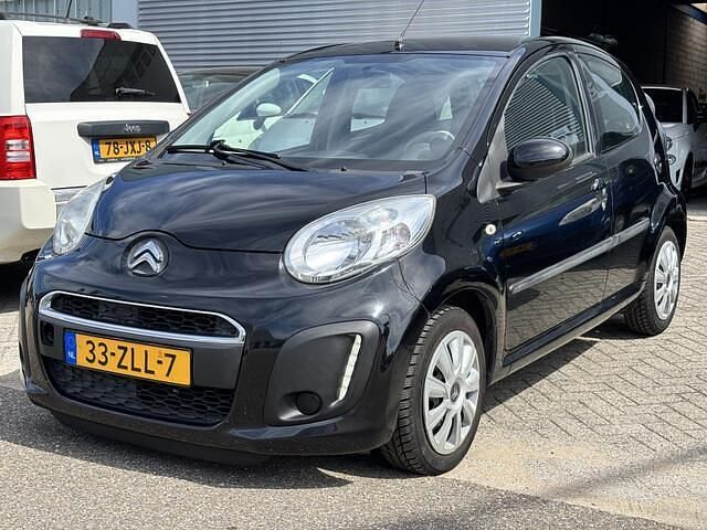 Zwart Gebruikt 2013 Citroën C1 Hatchback | € 3.790 (Eerlijke prijs) - Afbeelding 1/4