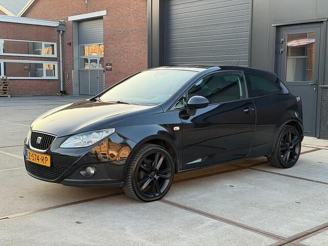 Zwart Occasion 2009 Seat Ibiza SC Reference Hatchback | € 2.800 (Goede deal) - Afbeelding 1/4