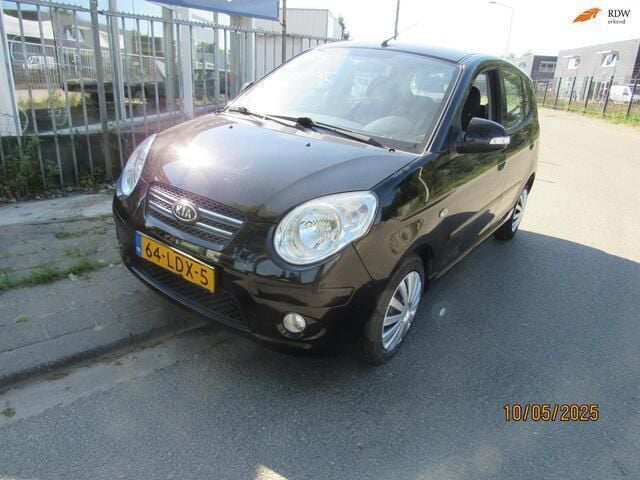 Zwart Occasion 2010 Kia Picanto Hatchback | € 2.950 (Eerlijke prijs) - Afbeelding 1/4